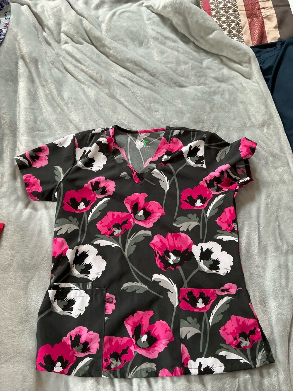 Women’s Floral V-Neck Top in Black and Hot Pink